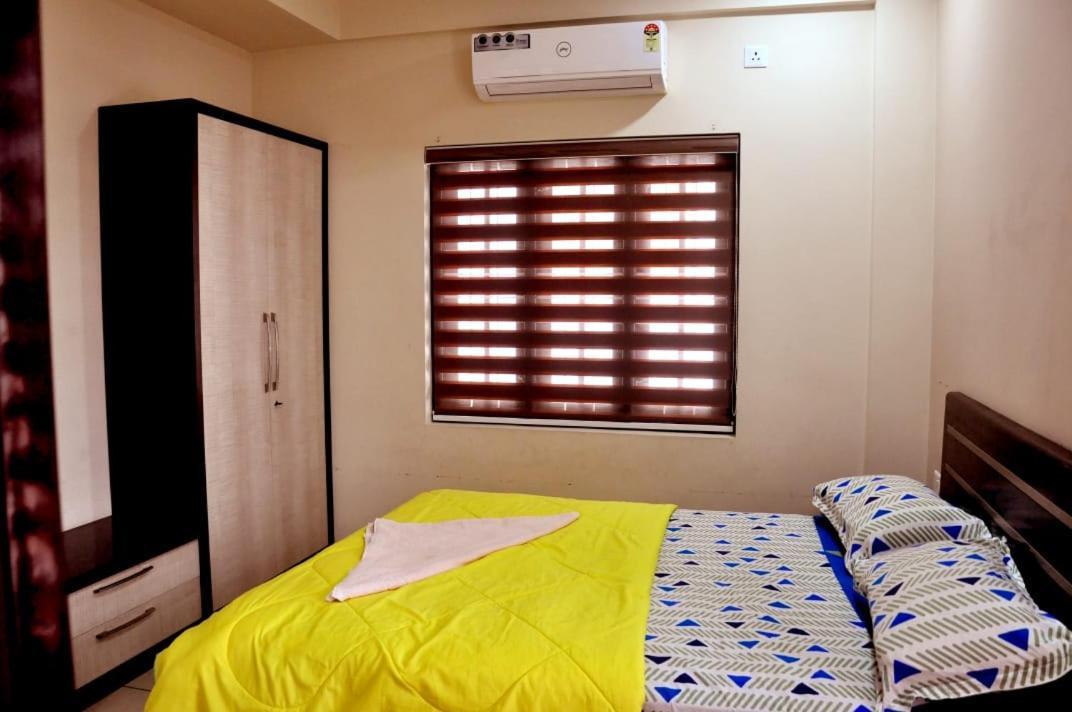 Baithul Kareem Apartment Kochi Bagian luar foto